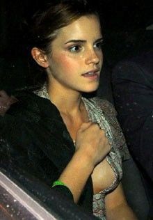 tube8 Emma Watson Sexy Cleavage Boobs